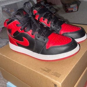 Air Jordans red and black